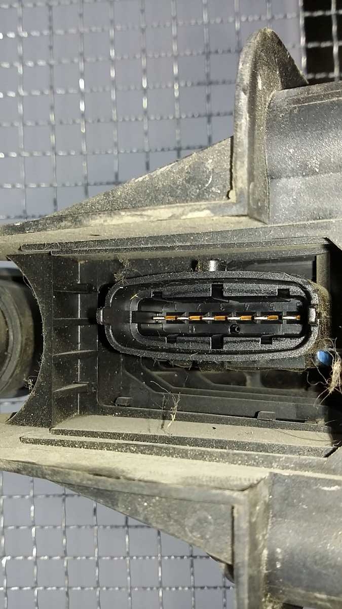 SMART FORTWO (450) coupe / coach (200401200702), Pedala / senzor